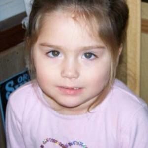 Meet your Posher, Chloe